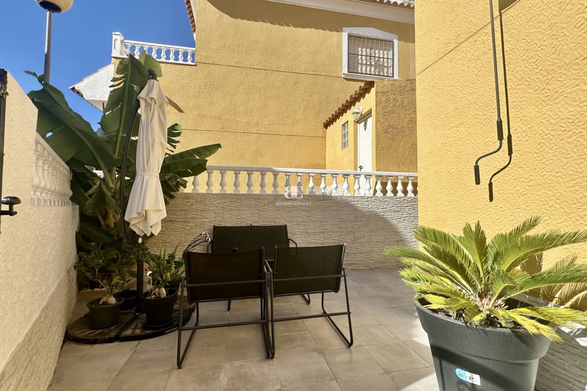 Resale - Townhouse -
Orihuela Costa - La Florida