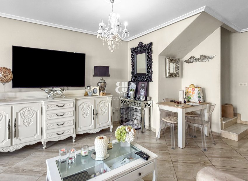 Resale - Townhouse -
Orihuela Costa - La Florida