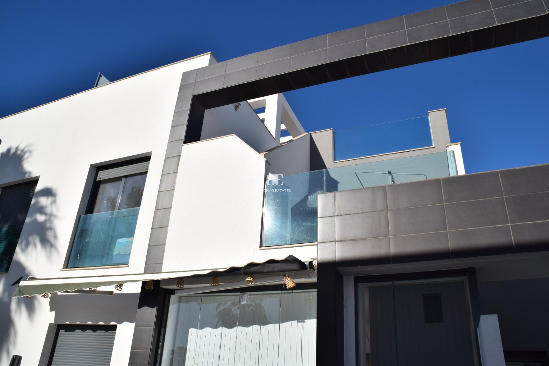 Resale - Townhouse -
Orihuela Costa - La Zenia