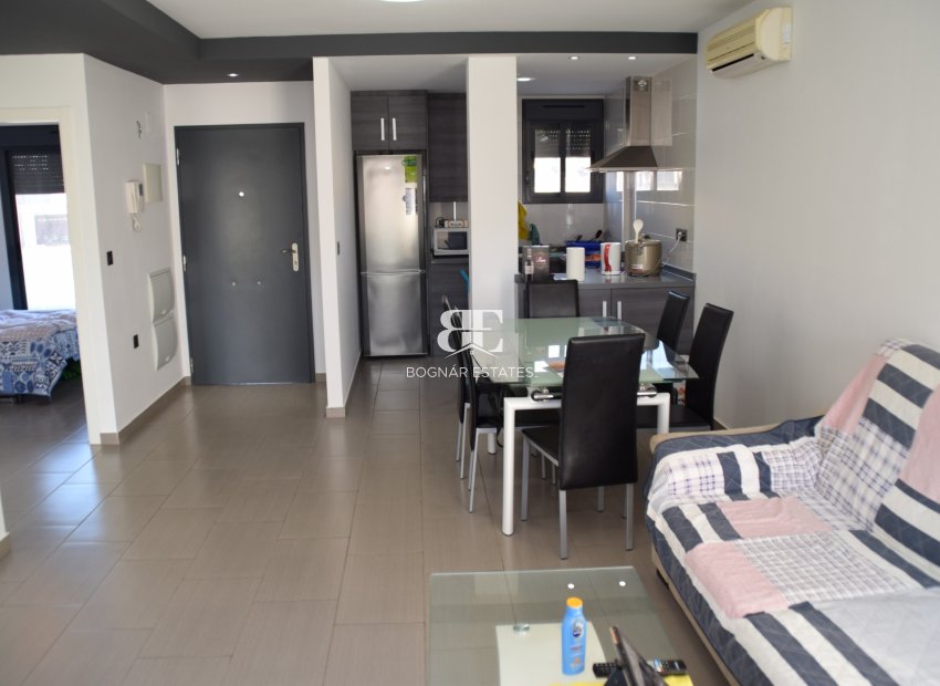 Resale - Townhouse -
Orihuela Costa - La Zenia