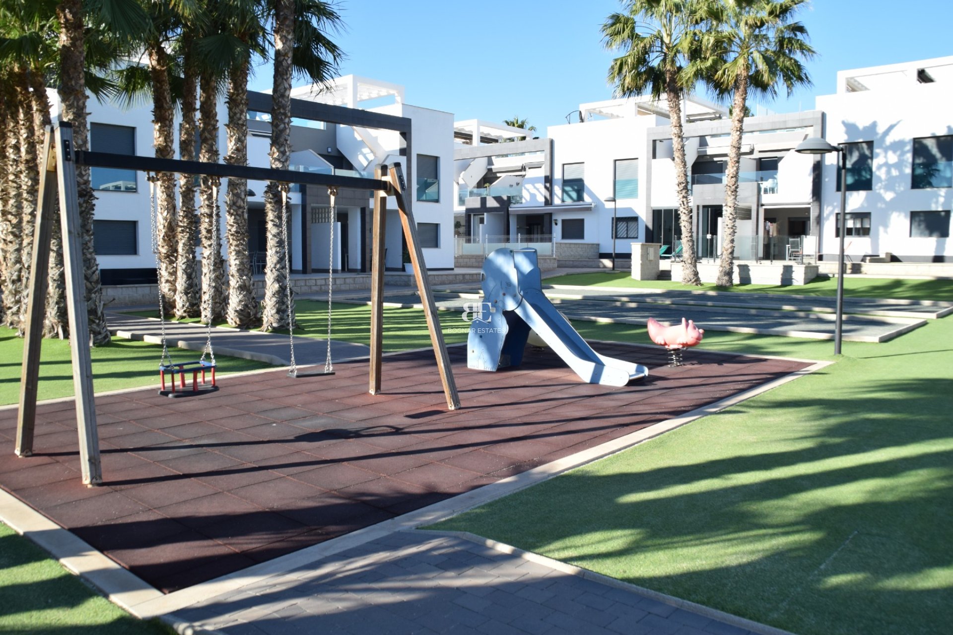 Resale - Townhouse -
Orihuela Costa - La Zenia