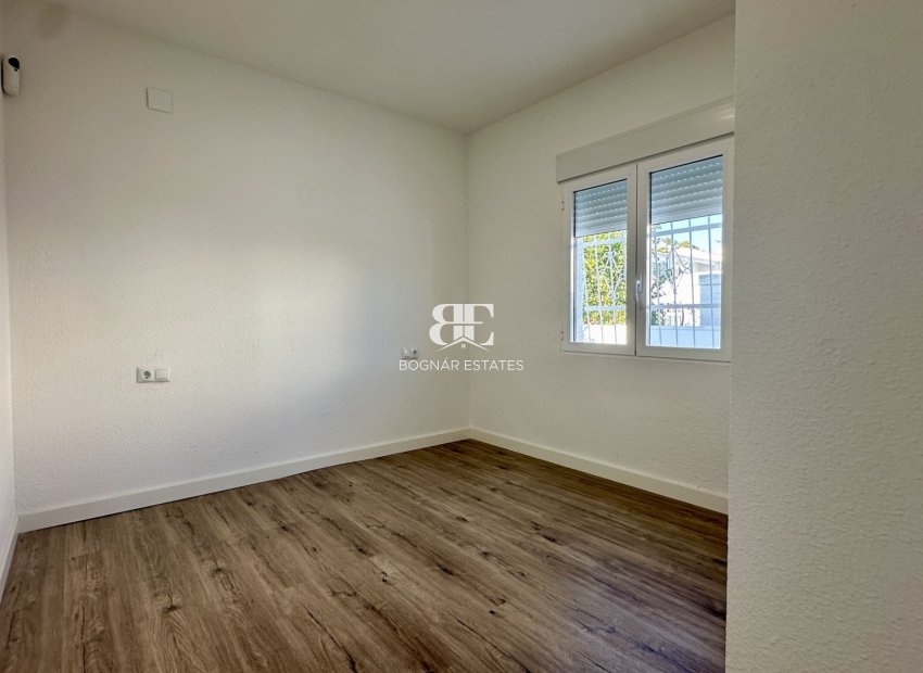 Resale - Townhouse -
Orihuela Costa - Las Filipinas