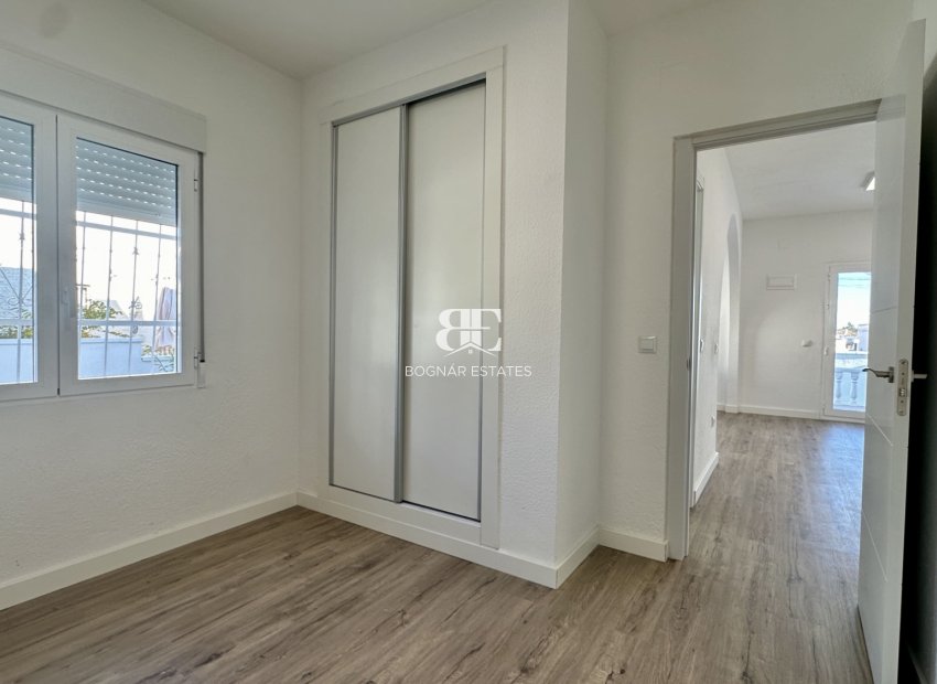 Resale - Townhouse -
Orihuela Costa - Las Filipinas