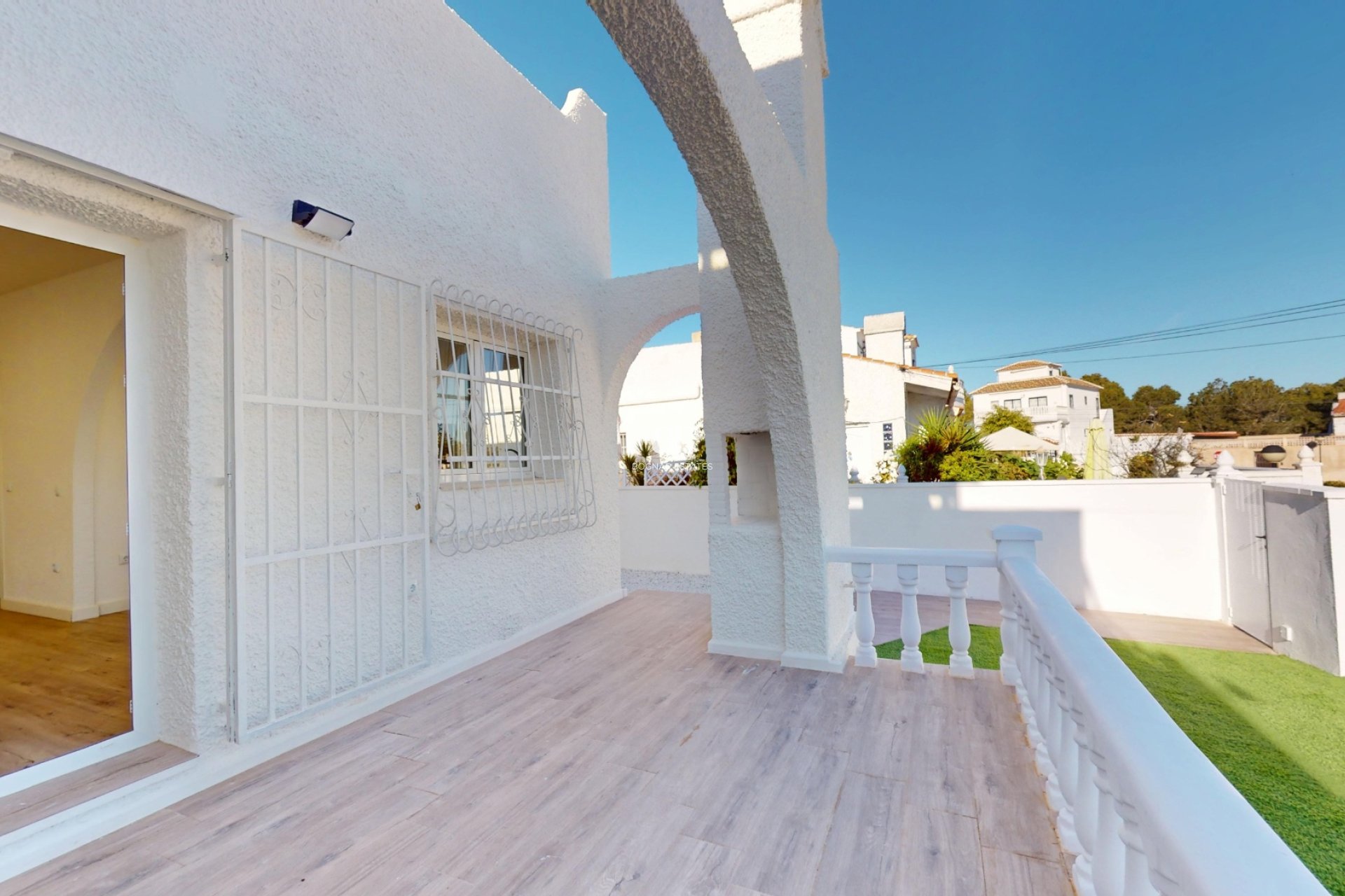 Resale - Townhouse -
Orihuela Costa - Las Filipinas