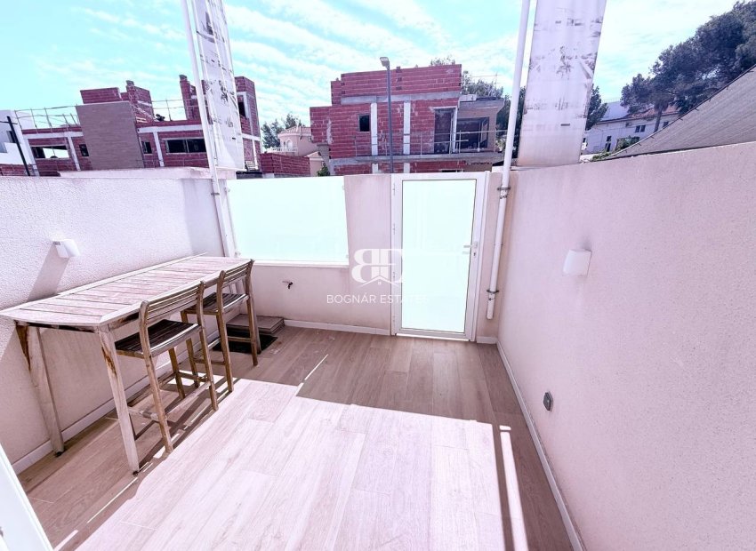 Resale - Townhouse -
Orihuela Costa - Las Filipinas