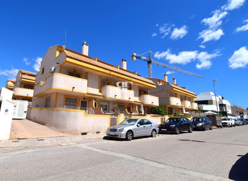 Resale - Townhouse -
Orihuela Costa - Los Altos