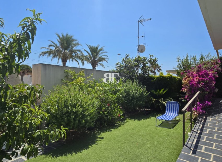 Resale - Townhouse -
Orihuela Costa - Mil Palmeras