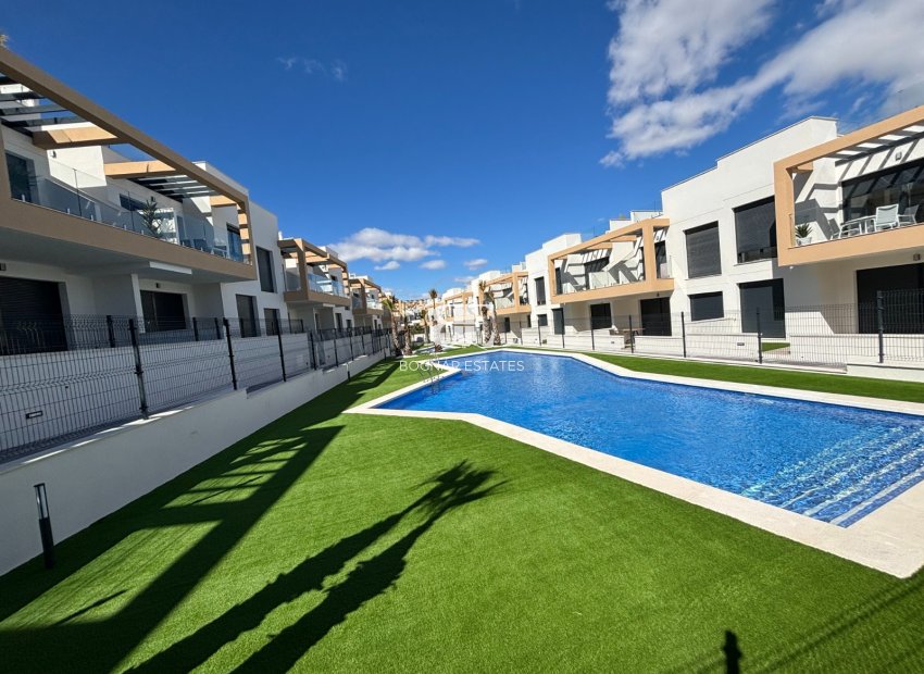 Resale - Townhouse -
Orihuela Costa - Pau 26