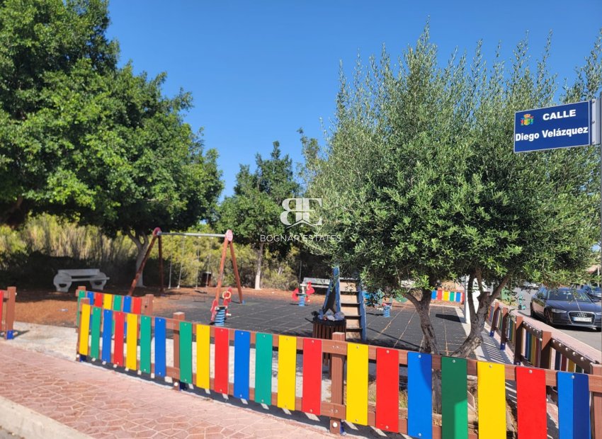 Resale - Townhouse -
Orihuela Costa - Playa Flamenca