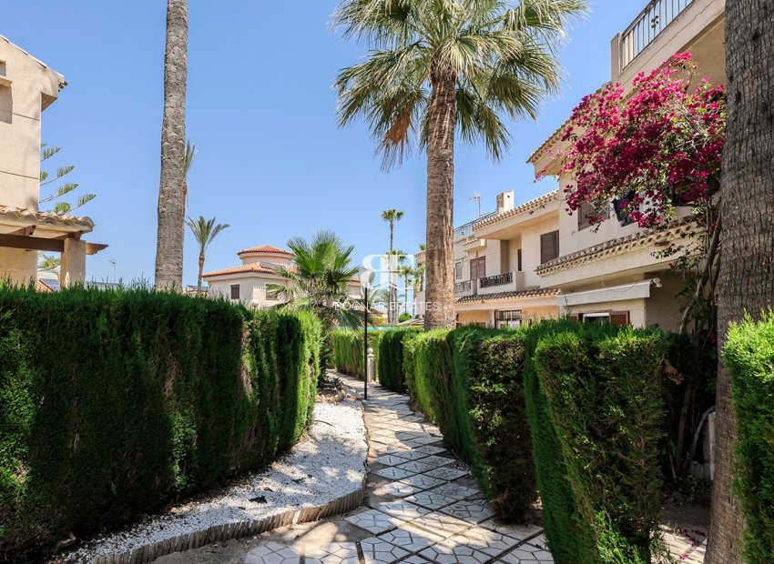 Resale - Townhouse -
Orihuela Costa - Playa Flamenca