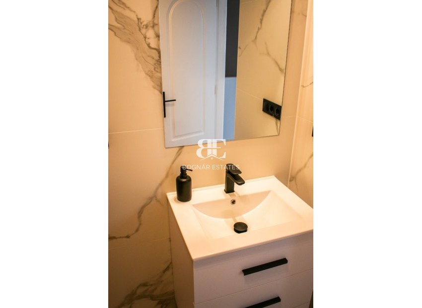 Resale - Townhouse -
Orihuela Costa - Punta Prima
