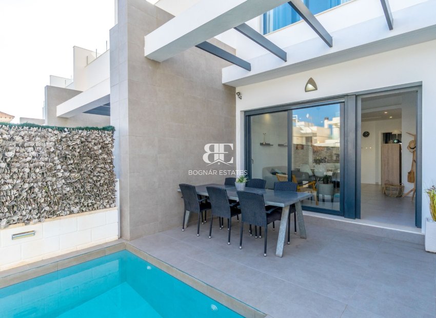 Resale - Townhouse -
Orihuela Costa - Villamartín