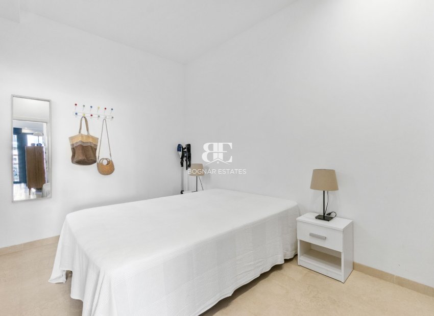 Resale - Townhouse -
Orihuela Costa - Villamartín