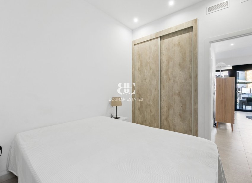 Resale - Townhouse -
Orihuela Costa - Villamartín