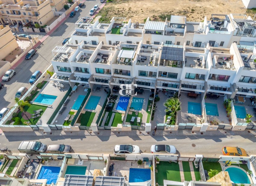 Resale - Townhouse -
Orihuela Costa - Villamartín