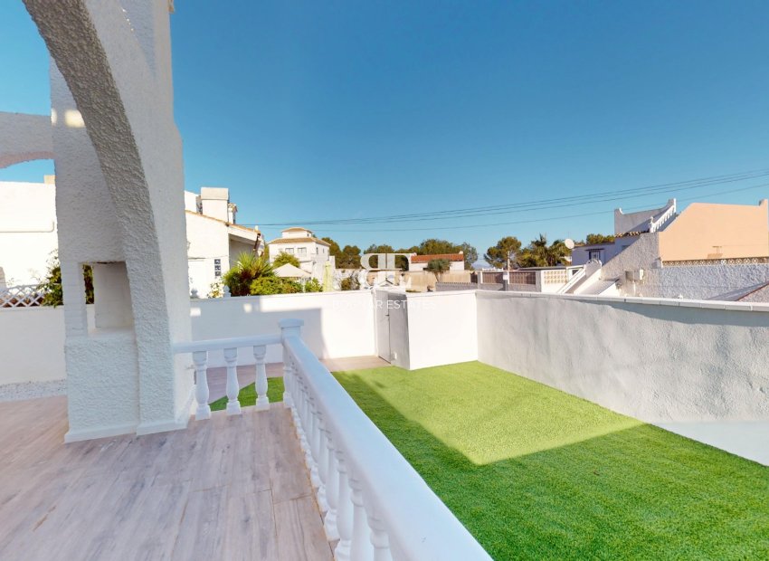 Resale - Townhouse -
Orihuela Costa - Villamartín