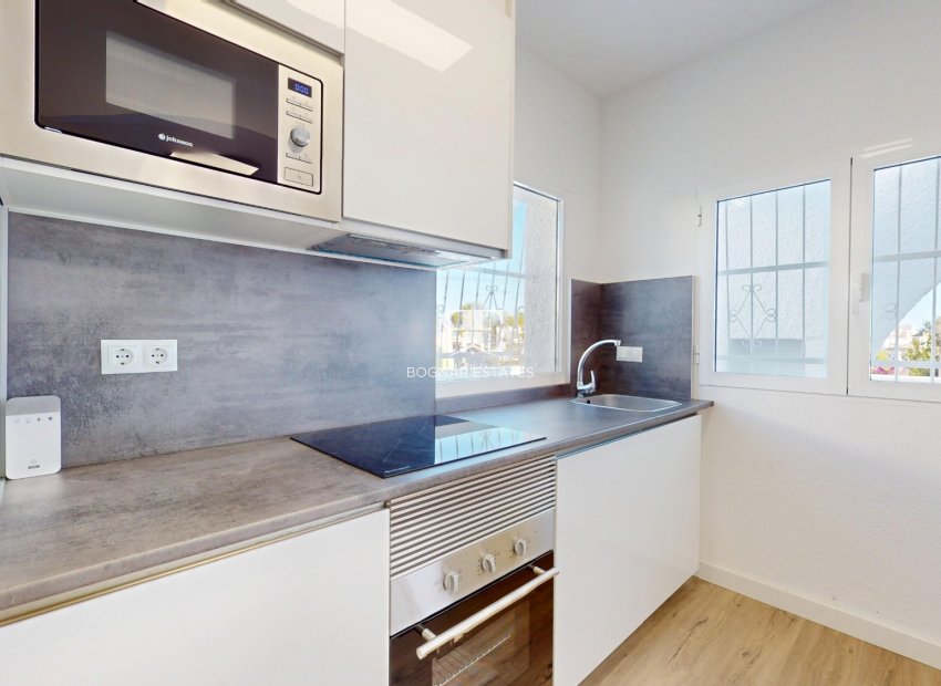 Resale - Townhouse -
Orihuela Costa - Villamartín