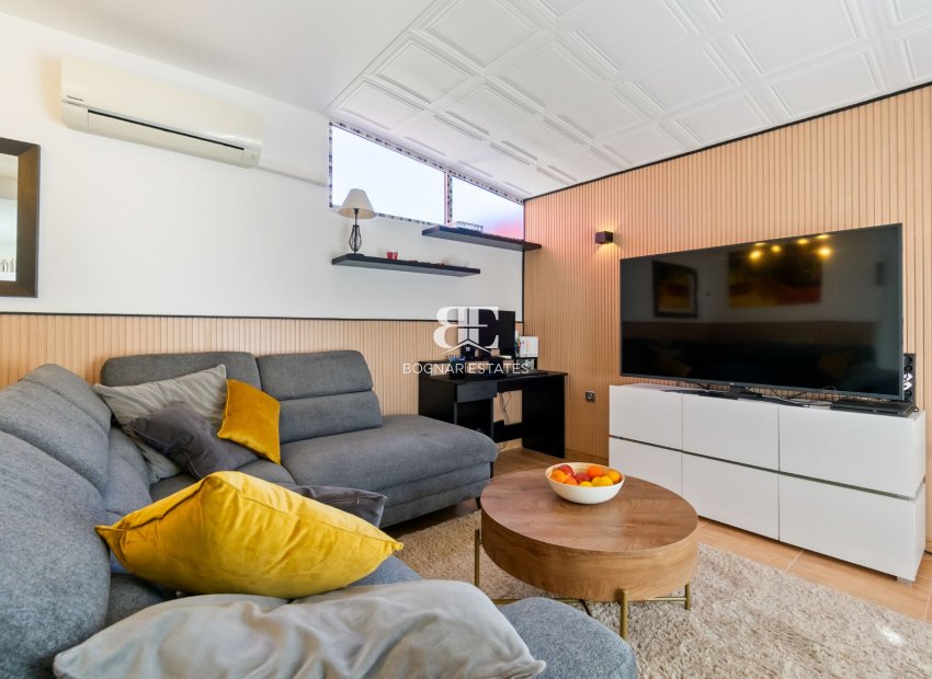 Resale - Townhouse -
Orihuela Costa - Villamartín