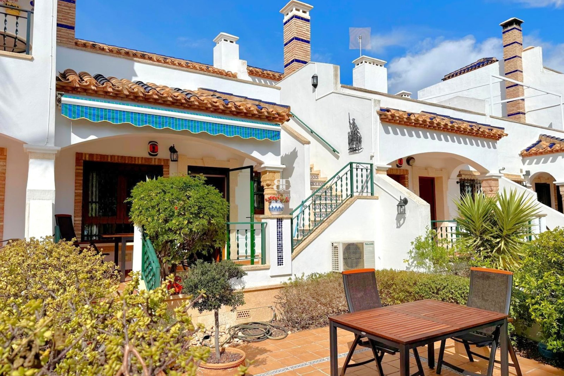 Resale - Townhouse -
Orihuela Costa - Villamartín