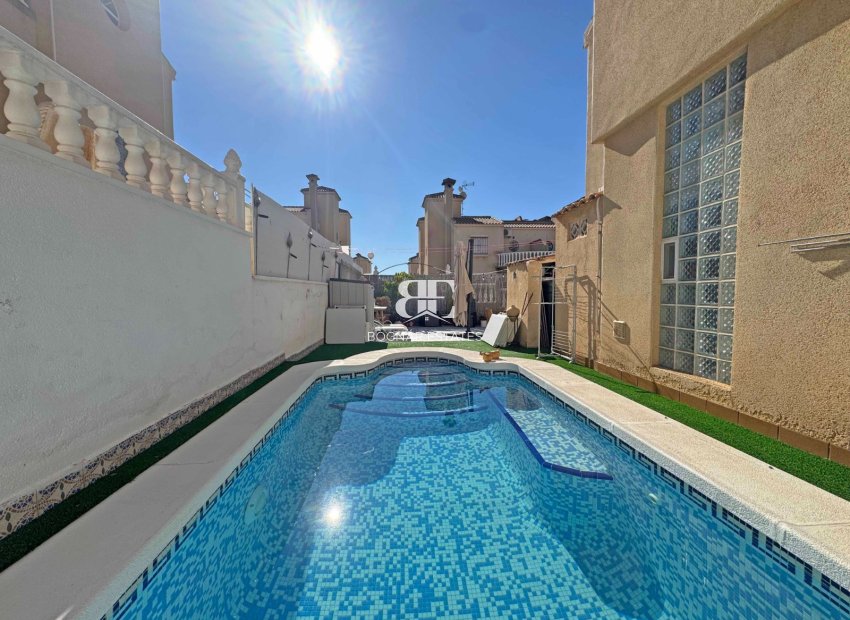 Resale - Townhouse -
Orihuela Costa - Villamartín