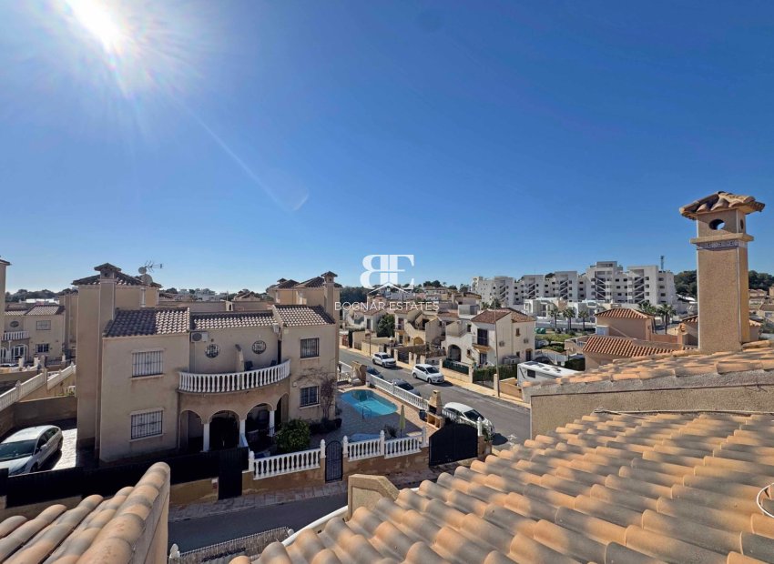 Resale - Townhouse -
Orihuela Costa - Villamartín