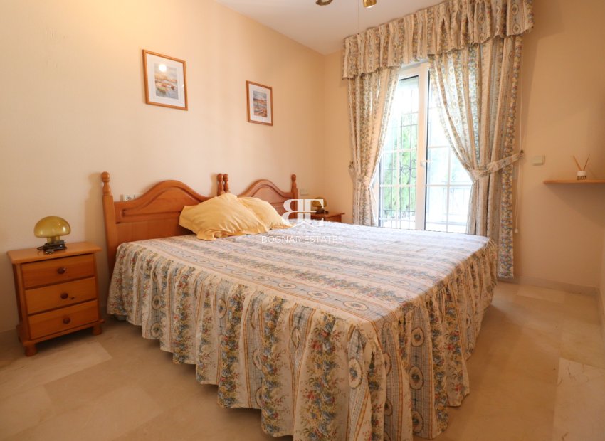 Resale - Townhouse -
Orihuela Costa - Villamartín