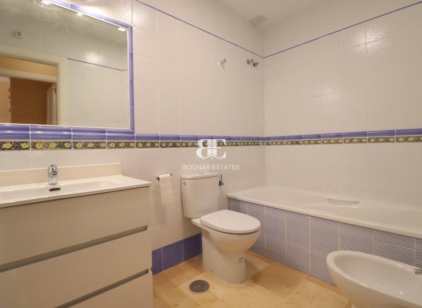 Resale - Townhouse -
Orihuela Costa - Villamartín