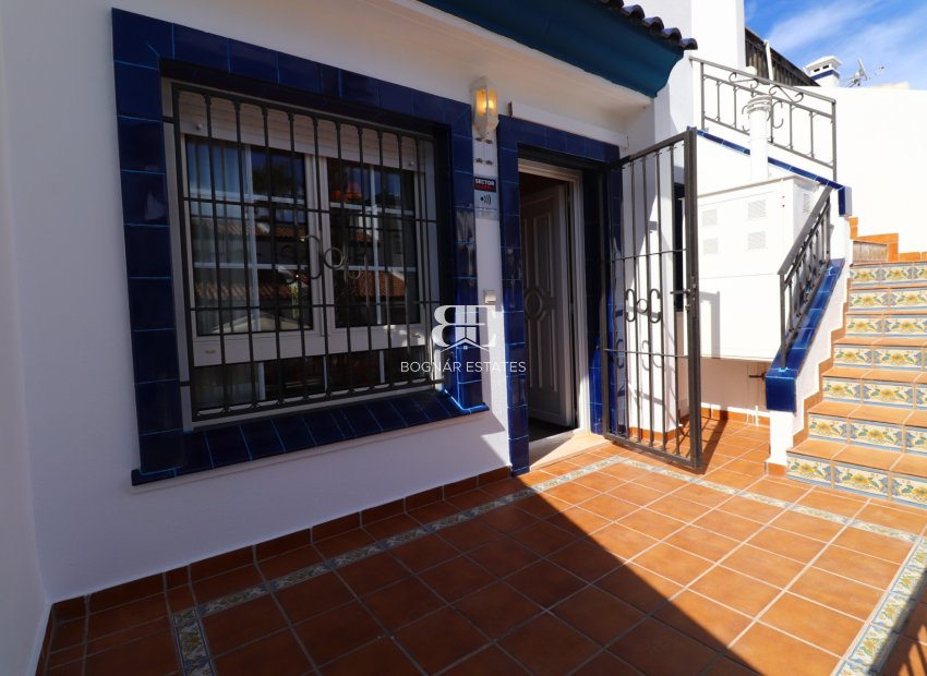 Resale - Townhouse -
Orihuela Costa - Villamartín