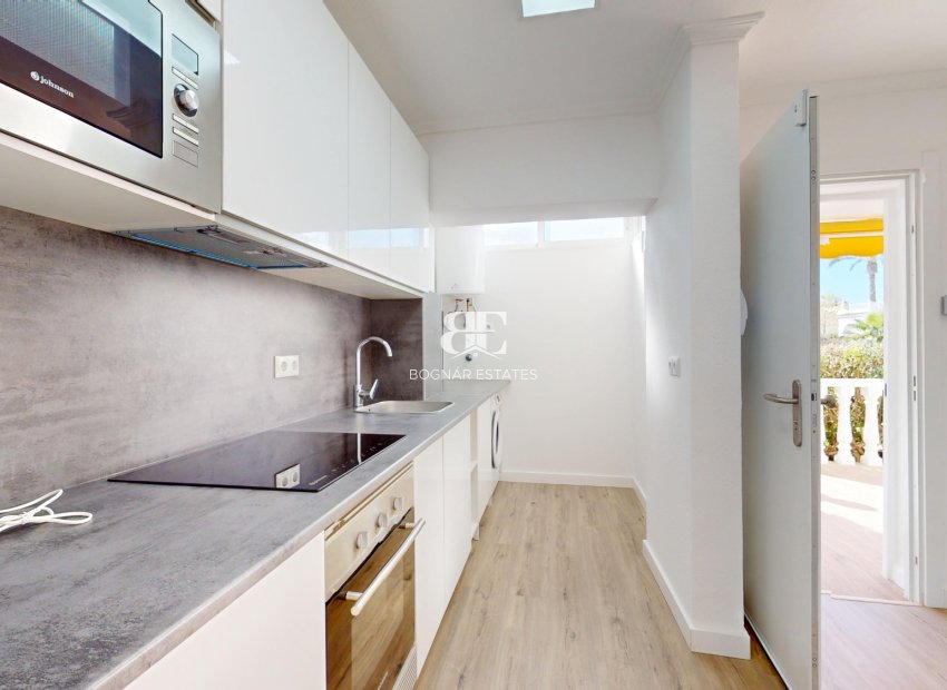 Resale - Townhouse -
Orihuela Costa - Villamartín