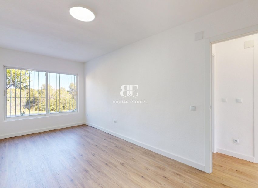 Resale - Townhouse -
Orihuela Costa - Villamartín