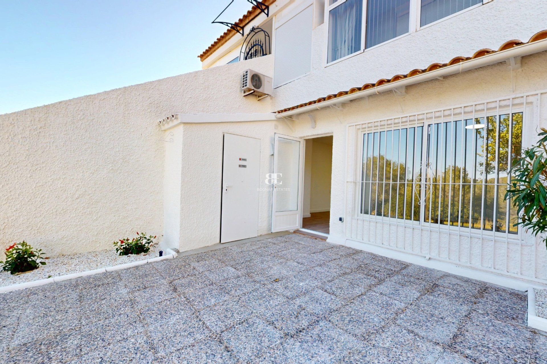 Resale - Townhouse -
Orihuela Costa - Villamartín