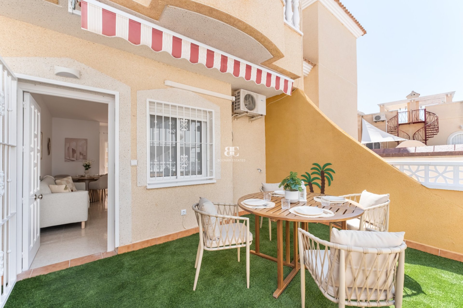 Resale - Townhouse -
Orihuela Costa - Villamartín