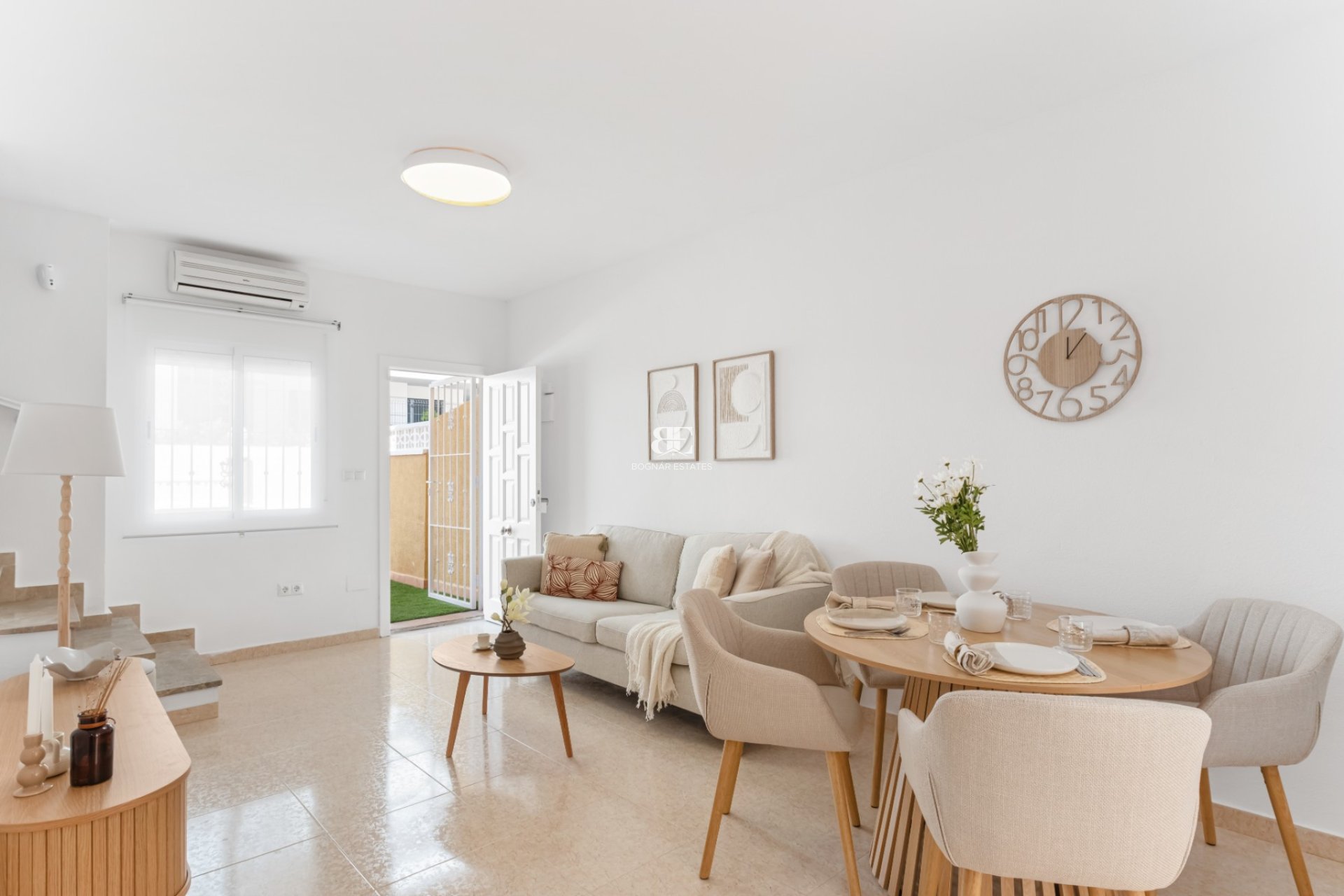 Resale - Townhouse -
Orihuela Costa - Villamartín