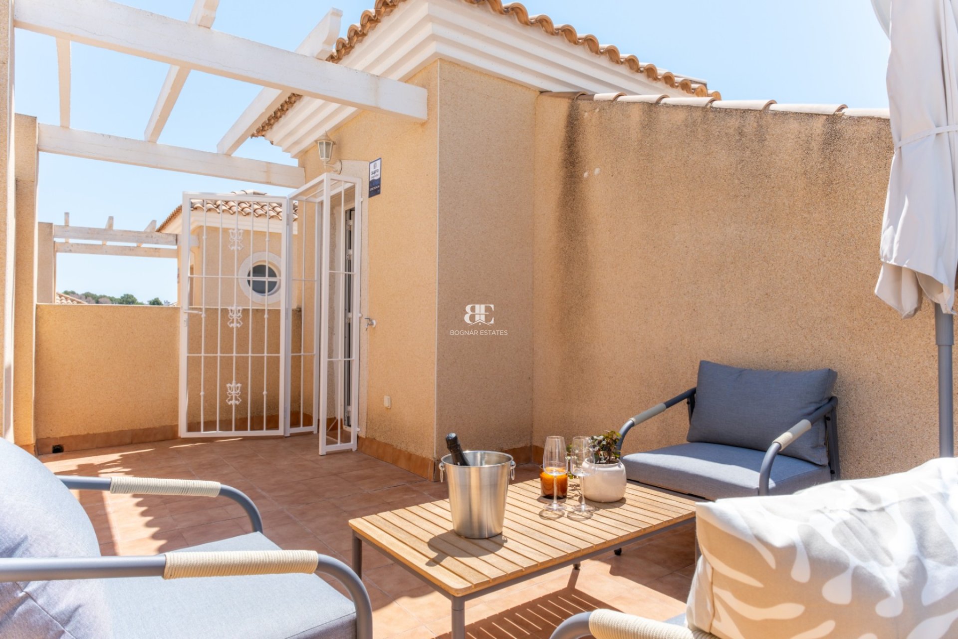 Resale - Townhouse -
Orihuela Costa - Villamartín