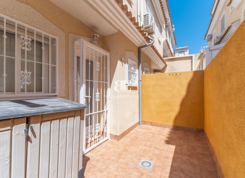 Resale - Townhouse -
Orihuela Costa - Villamartín