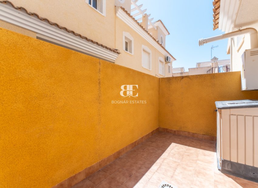 Resale - Townhouse -
Orihuela Costa - Villamartín