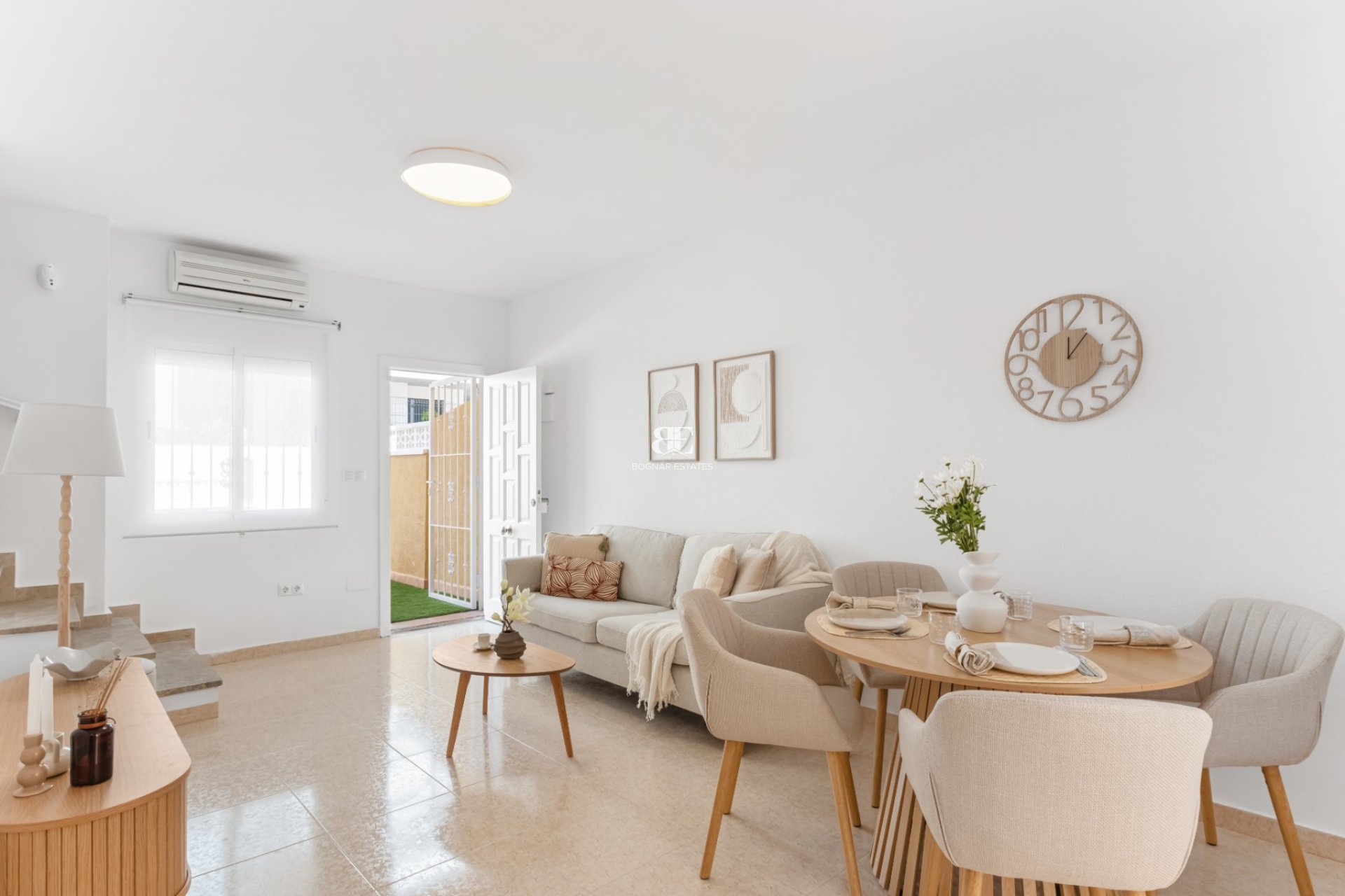 Resale - Townhouse -
Orihuela Costa - Villamartín