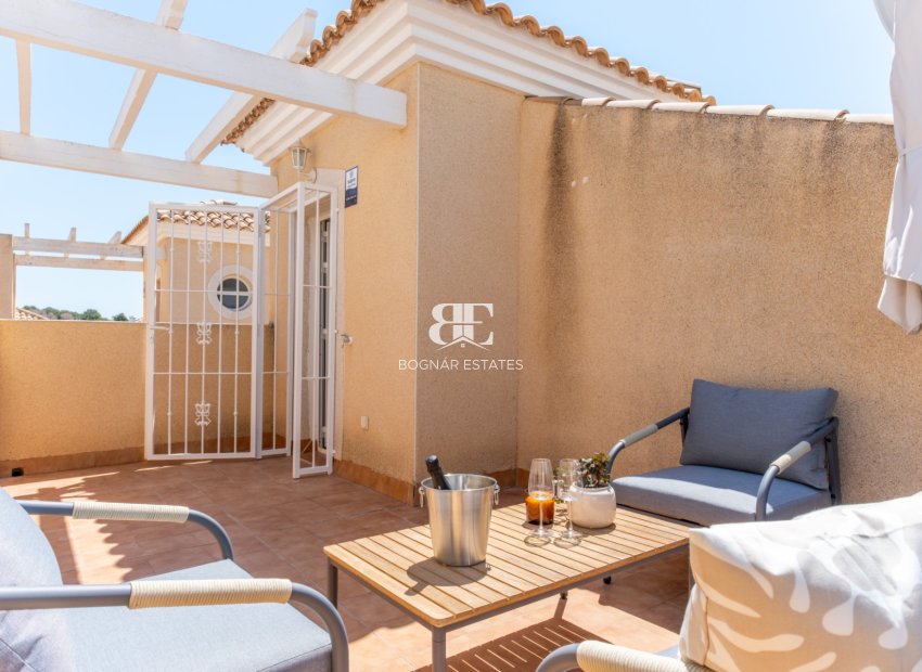 Resale - Townhouse -
Orihuela Costa - Villamartín