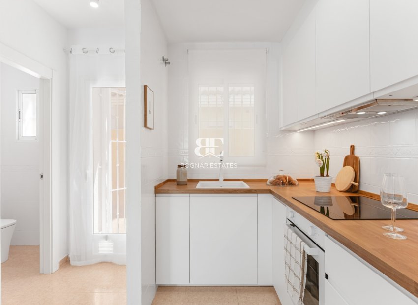 Resale - Townhouse -
Orihuela Costa - Villamartín