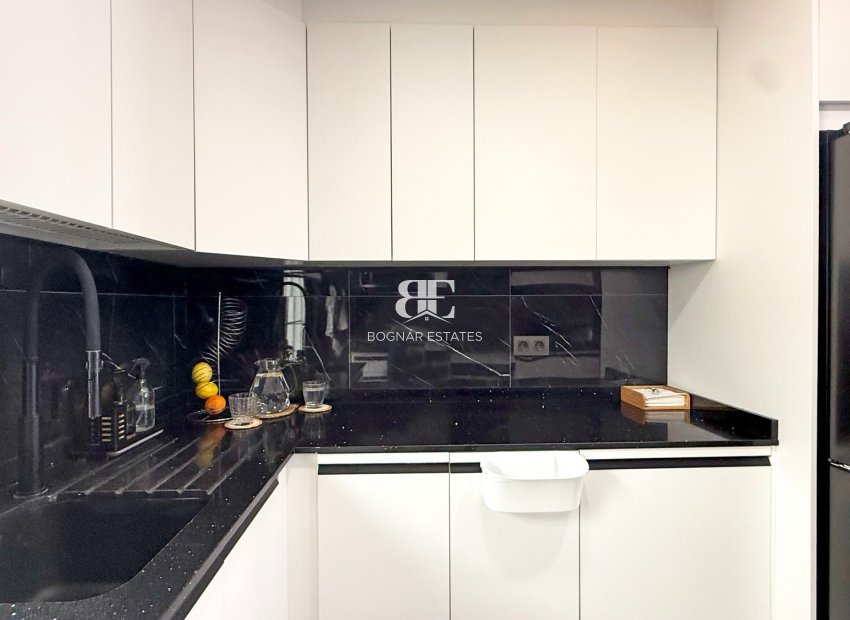 Resale - Townhouse -
Orihuela Costa - Villamartín