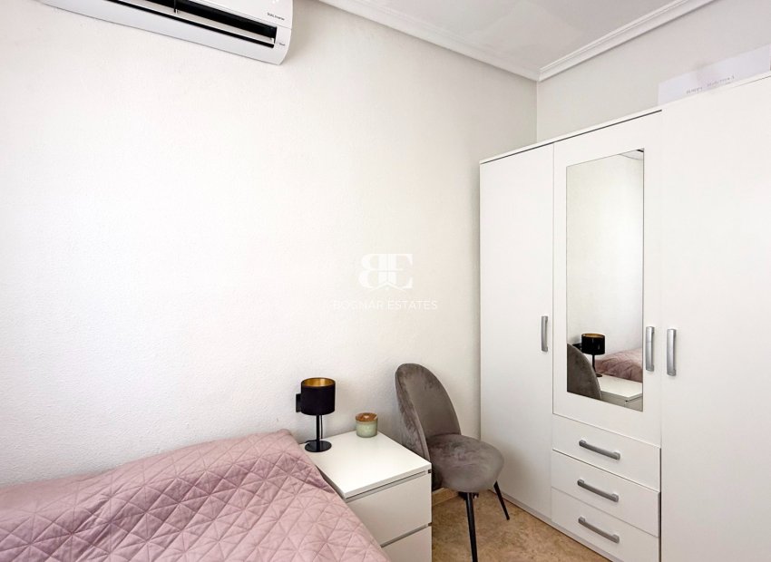 Resale - Townhouse -
Orihuela Costa - Villamartín