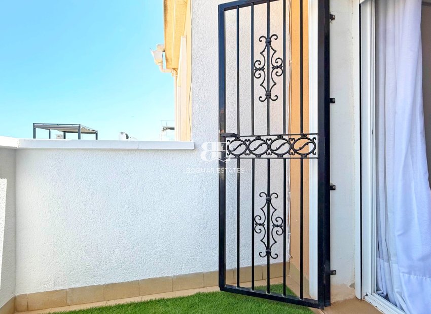 Resale - Townhouse -
Orihuela Costa - Villamartín