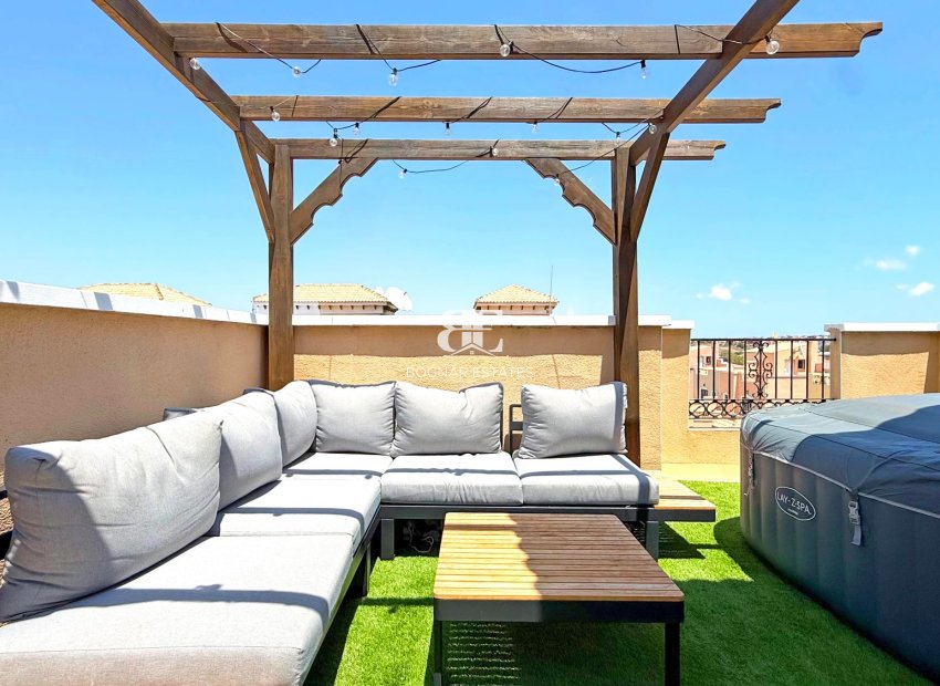 Resale - Townhouse -
Orihuela Costa - Villamartín