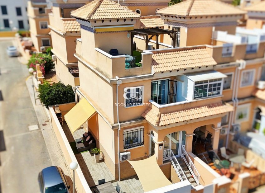 Resale - Townhouse -
Orihuela Costa - Villamartín