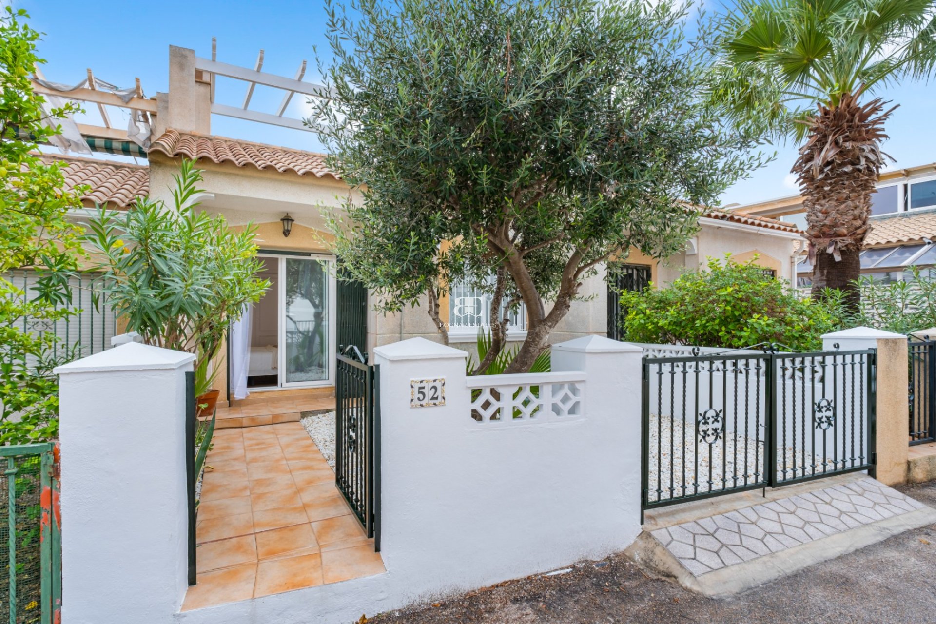 Resale - Townhouse -
Orihuela Costa - Villamartín