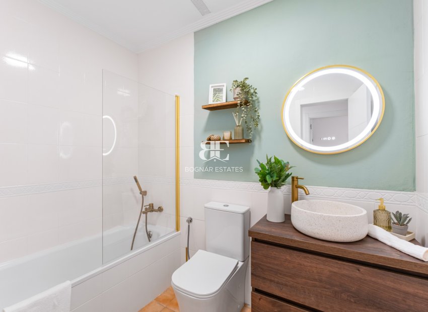 Resale - Townhouse -
Orihuela Costa - Villamartín