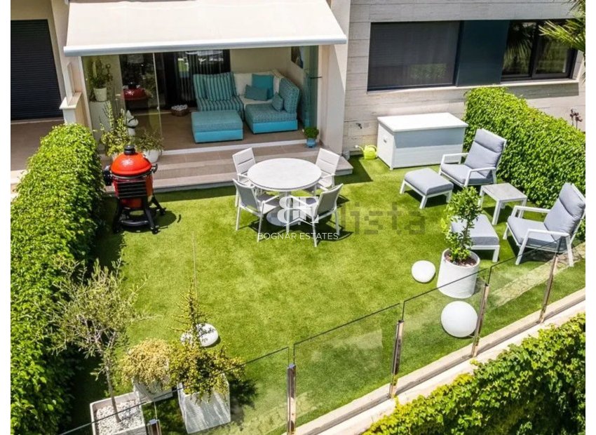 Resale - Townhouse -
Pilar de la Horadada - Lo Romero Golf