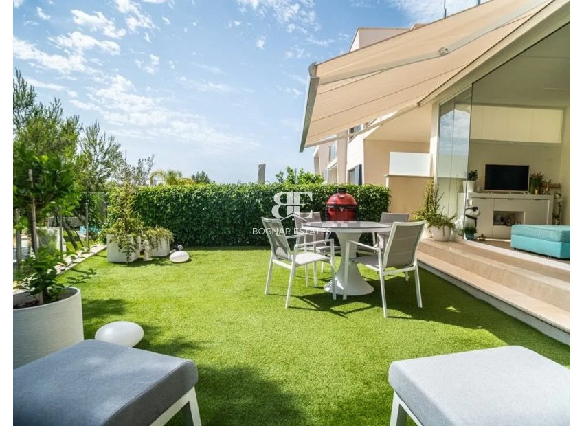 Resale - Townhouse -
Pilar de la Horadada - Lo Romero Golf