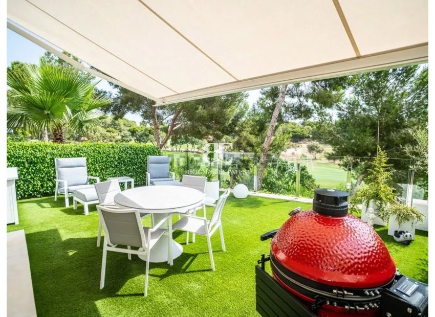 Resale - Townhouse -
Pilar de la Horadada - Lo Romero Golf