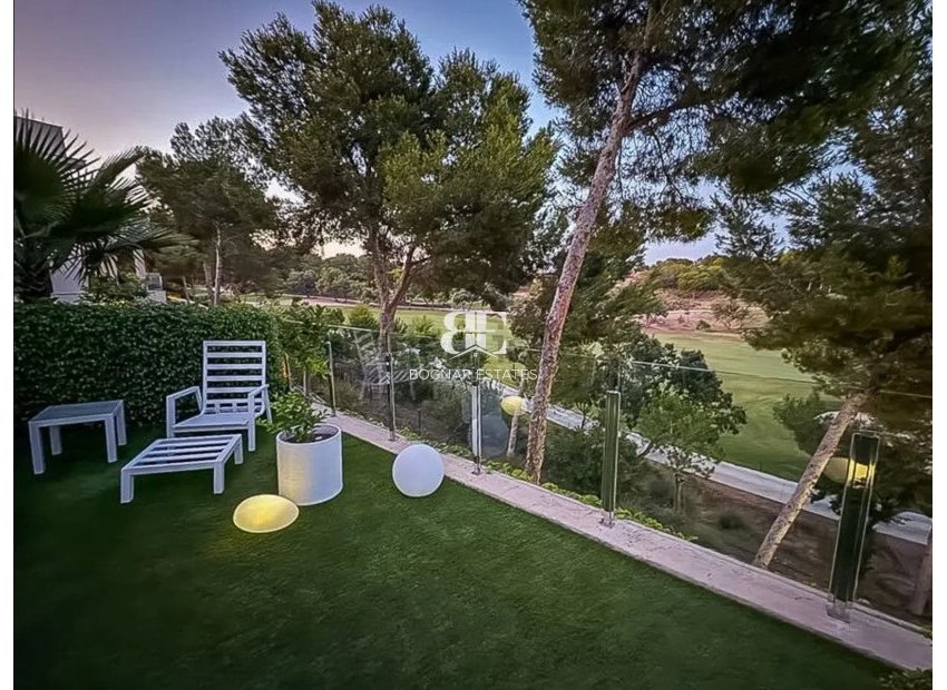 Resale - Townhouse -
Pilar de la Horadada - Lo Romero Golf